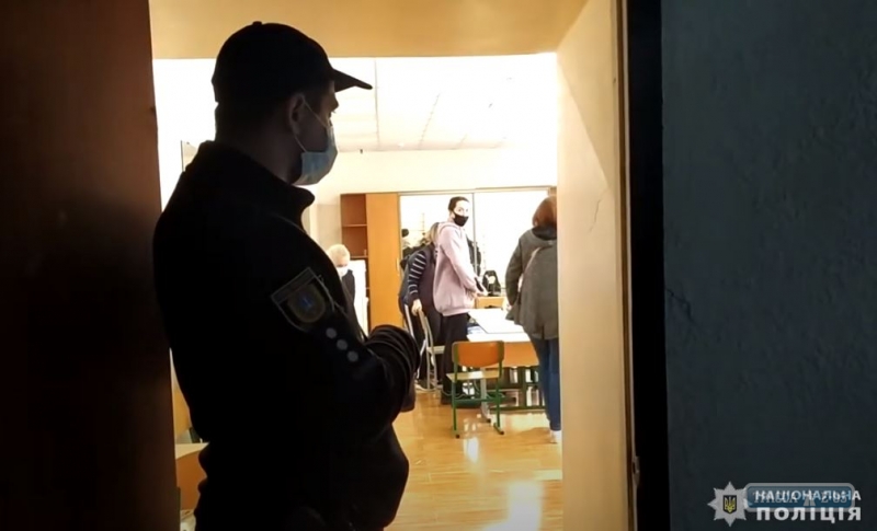 Печать похищена в участковой избирательной комиссии в Одессе. Видео