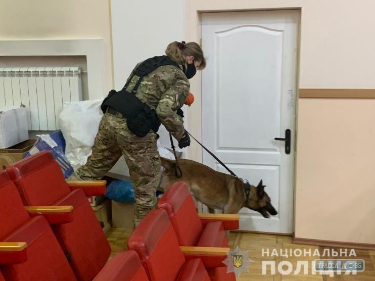 Работа теризбиркома в Суворовском районе Одессы нарушена сообщением о минировании