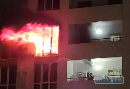 Пожар вспыхнул на 24-м этаже в одесском ЖК «Альтаир». Видео. ОБНОВЛЕНО