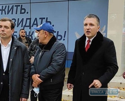 В Одессе СБУ обыскивает офис Голубова по подозрению в подкупе избирателей за Скорика
