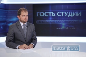 В Одесском горсовете обнаружили депутата, меняющего партии, как перчатки