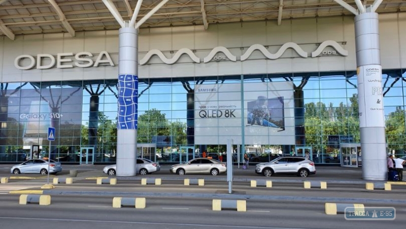 Запрет бесплатного подъезда к терминалу Одесского аэропорта был незаконным – Антимонопольный комитет