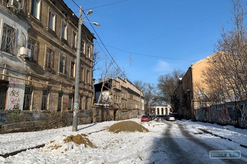 Власти Одессы задумались о судьбе зданий на Деволановском спуске. Видео