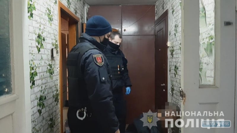 Мужчина с отрубленной головой в руках разгуливал по Одессе: полиция расследует двойное убийство
