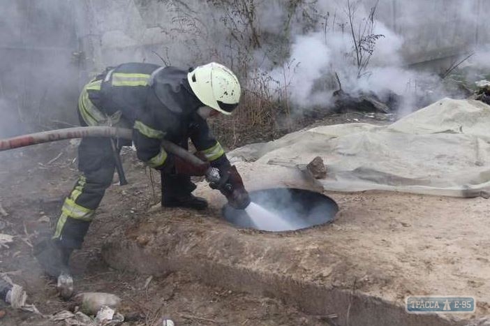 Бездомная получила ожоги в Одессе при пожаре в теплотрассе 