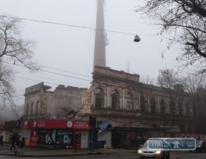 Старинное здание рухнуло в Одессе