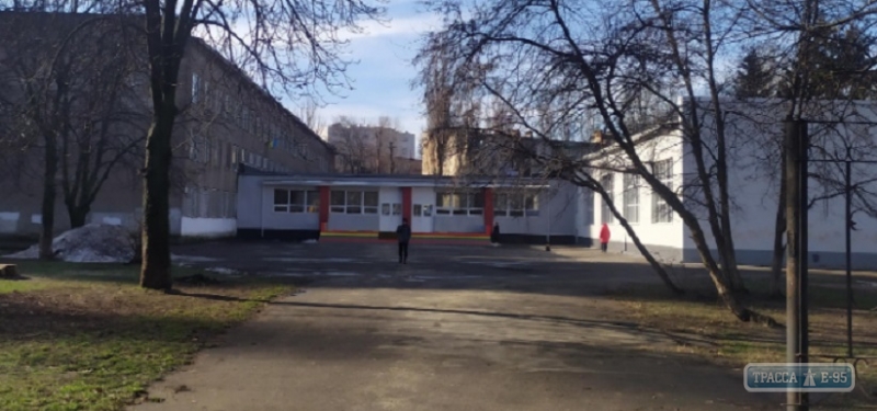 Руководство школы в Одессе перевело детей на дистанционку из-за проблем с отоплением