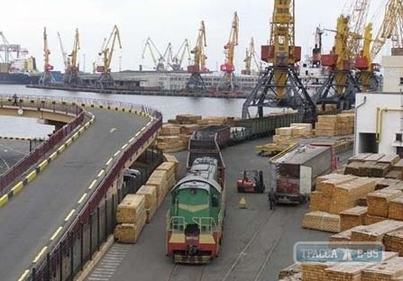 Одесский порт заминировали