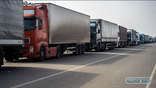 Количество весовых комплексов для грузовиков увеличится на дорогах Одесской области 