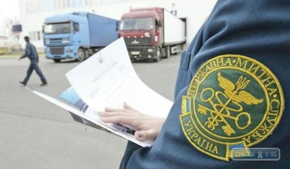 22 таможенника отстранены в Одесской области после заседания СНБО