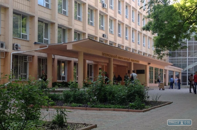Суд закрыл военную кафедру и общежитие одесского политеха по иску пожарных
