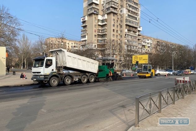 Власти Одессы предупредили водителей о местах ремонта дорог 7 апреля