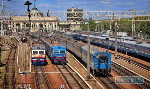 16 дополнительных поездов появились в расписании в дни майских праздников 