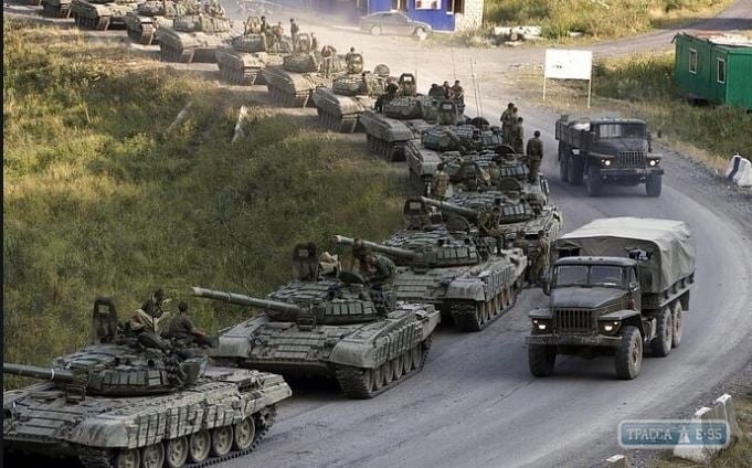 Россия объявила об отводе войск от украинской границы