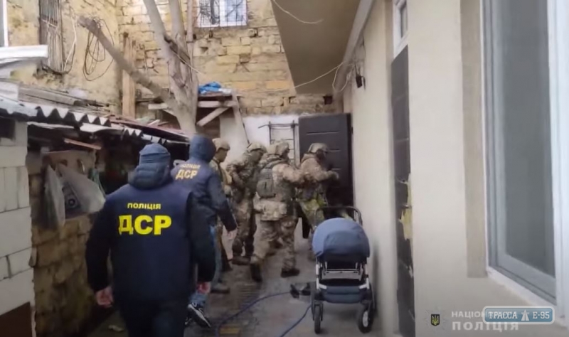Масштабные обыски у представителей криминалитета прошли в Одессе. Видео 