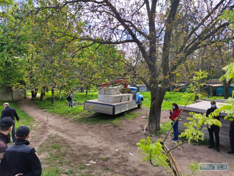 Жители одесских Черёмушек препятствуют попытке захвата их зелёной зоны. Видео