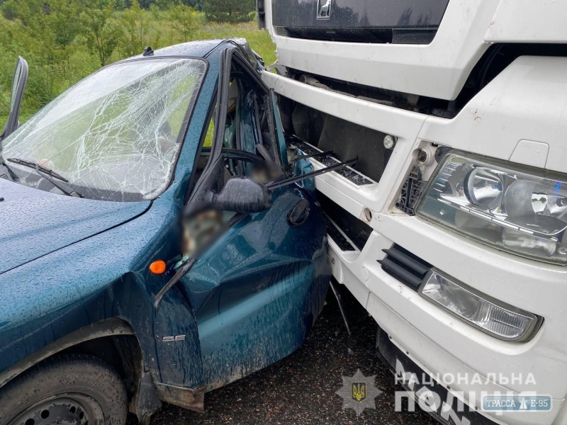 Смертельное ДТП на трассе Одесса-Киев: водитель фуры уснул за рулем