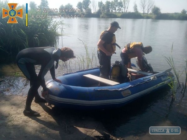 Спасатели двое суток разыскивают рыбака в Одесской области