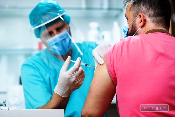 В Одессе могут ввести обязательную вакцинацию для некоторых профессий