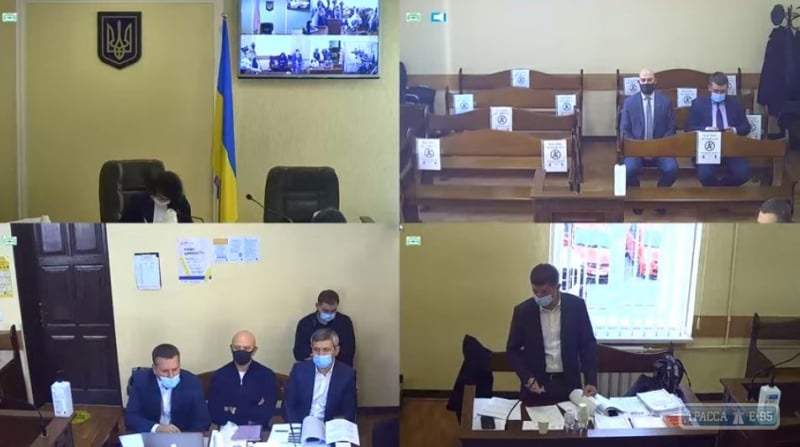 Суд продолжил избирать меру пресечения мэру Одессы. Онлайн-трансляция