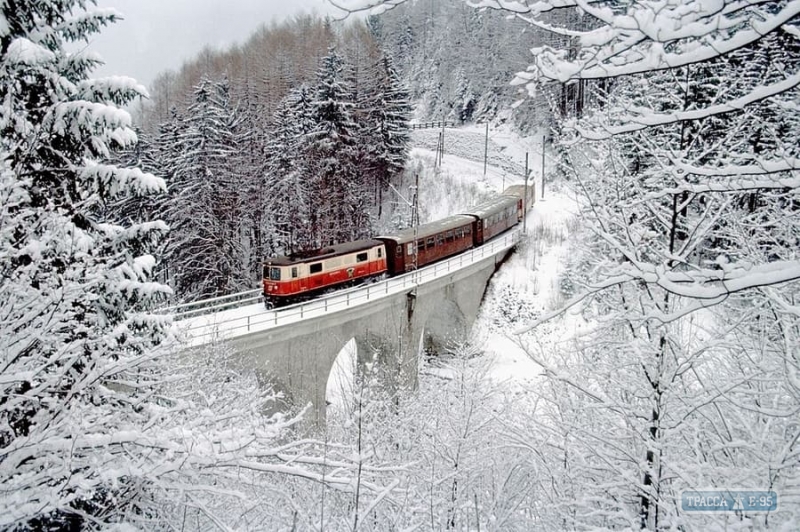 Поезд Одесса-Рахов будет следовать через горнолыжный курорт Буковель