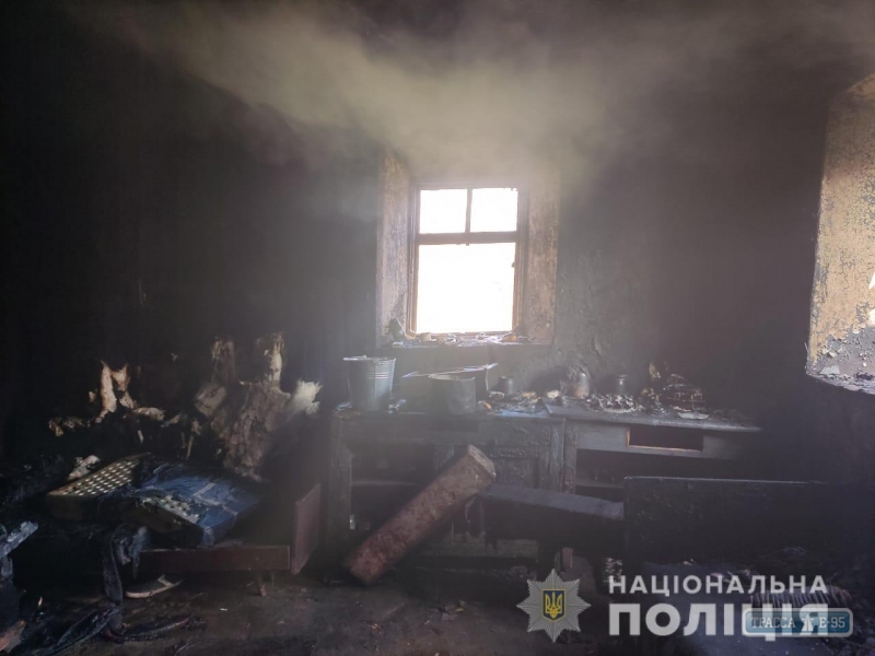 Пожарные обнаружили два обгоревших тела в Одесской области