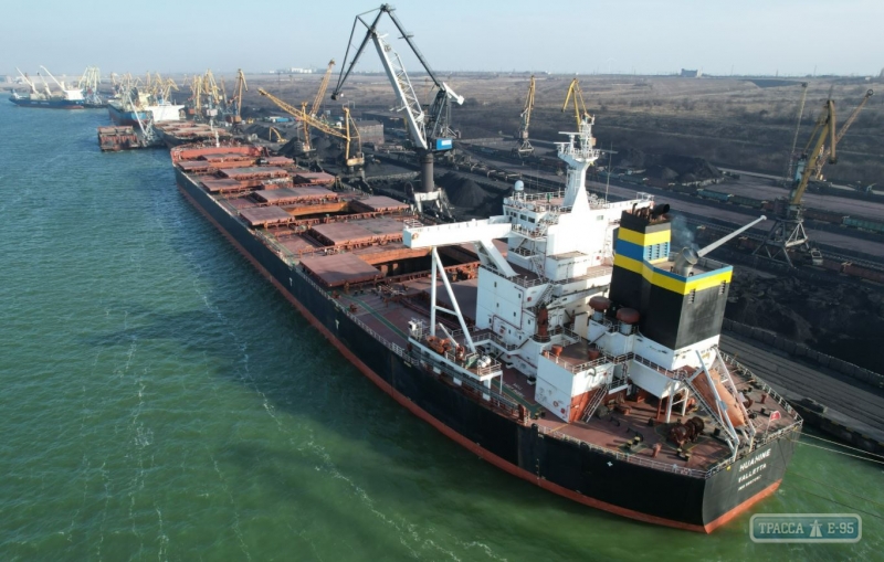 Украинские порты стабильно работают несмотря на действия РФ в Черном море