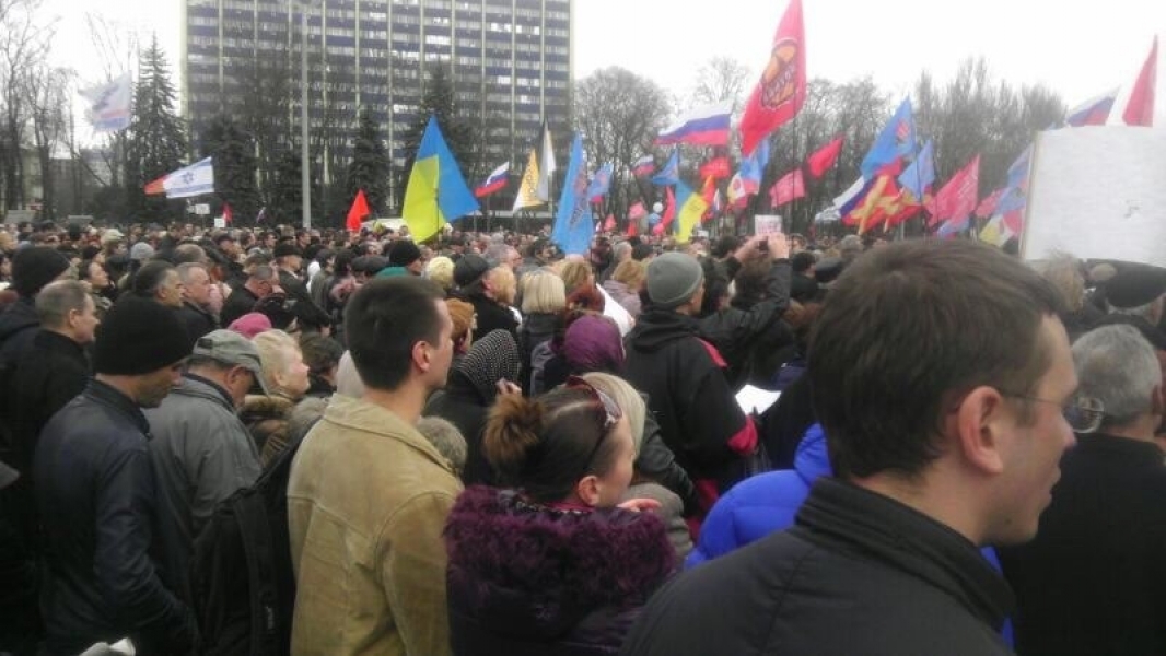 Активисты Антимайдана поймали провокатора на Куликовом поле в Одессе