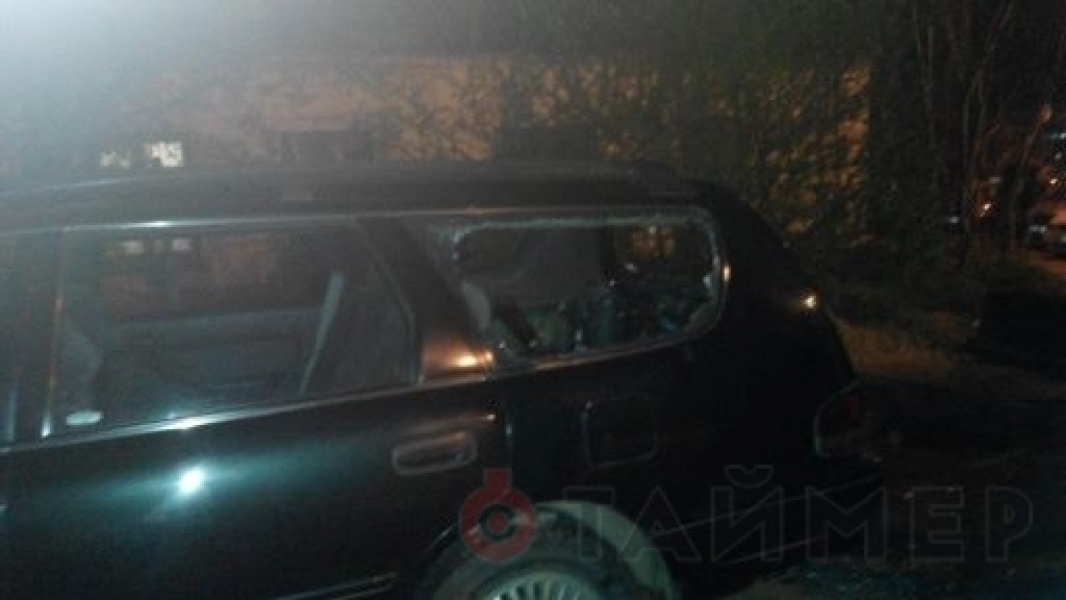 Активисты Евромайдана разбили машину оскорблявшего их одессита