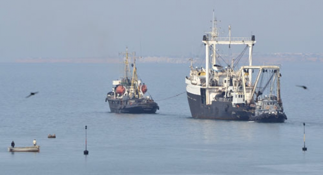 Еще два судна, ранее захваченные россиянами, взяли курс на Одессу