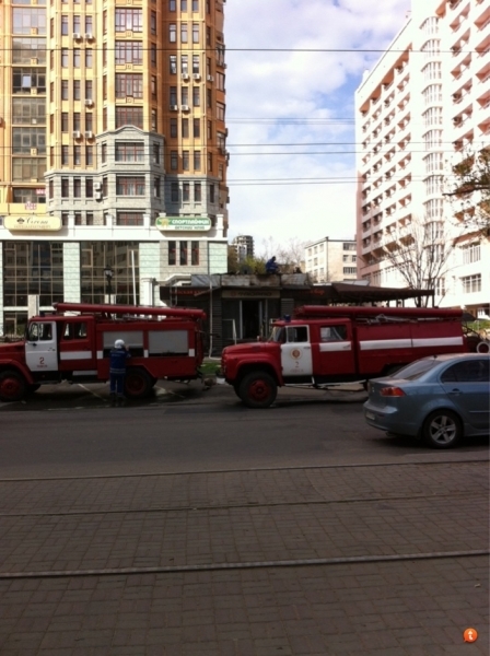 Одесский пожарные потушили ресторан в Аркадии (фото)