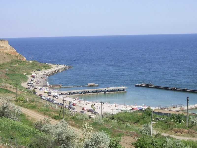 Суд отобрал у гражданки незаконно захваченную землю на одесском побережье