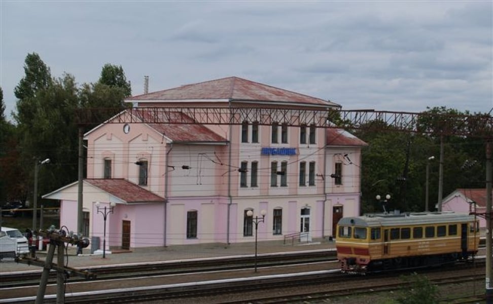 Школьник чуть не сгорел, играя на крыше поезда в Любашевке Одесской области