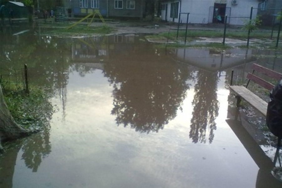 Жители Арциза Одесской области после потопа вновь получили электричество и водоснабжение 