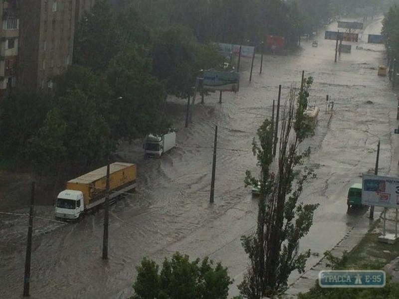 Одесский горсовет снова вспомнил про ливневки после затопления города