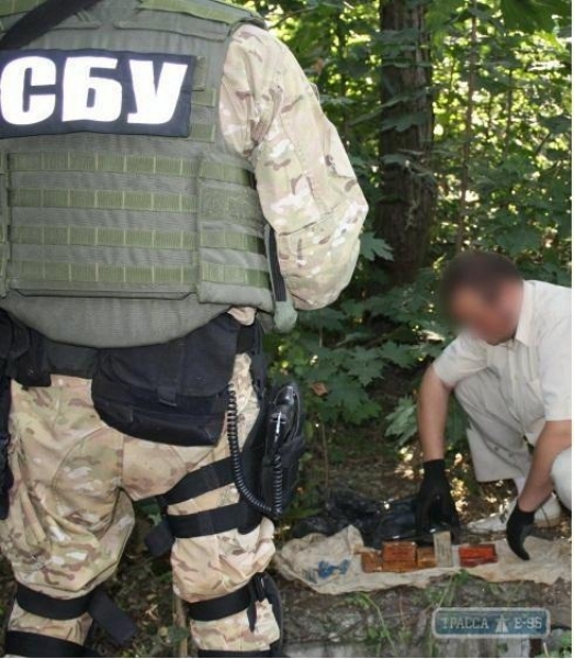 Сотрудники СБУ нашли на Мемориале 411-й батареи в Одессе тайник с взрывчаткой