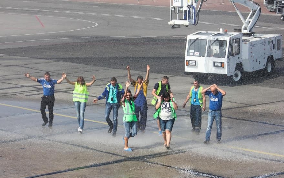 Сотрудники Одесского аэропорта приняли вызов 
