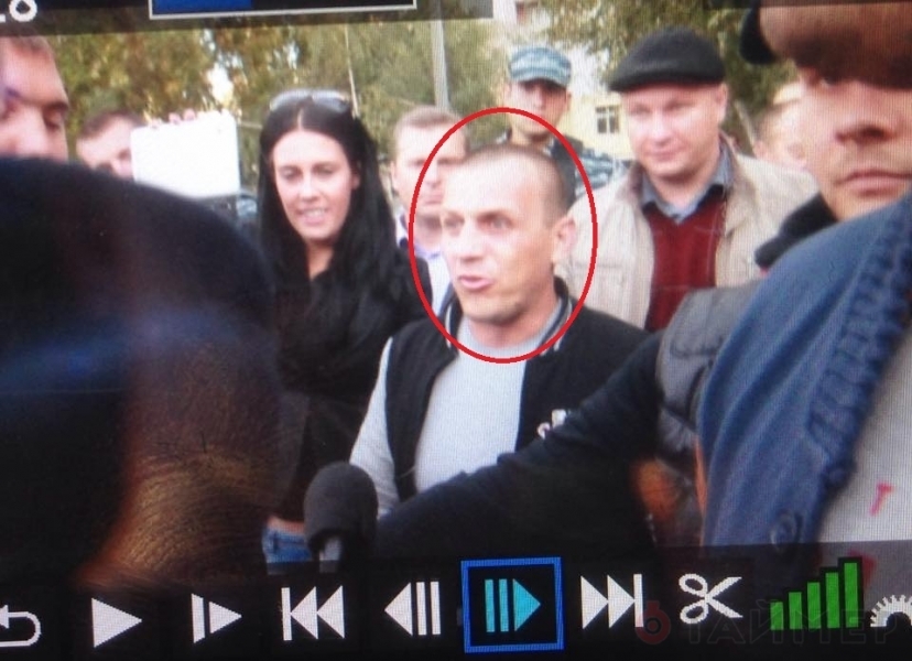 Активисты Автомайдана напали на конкурентов кандидата в нардепы Рондина в Одессе (фото)
