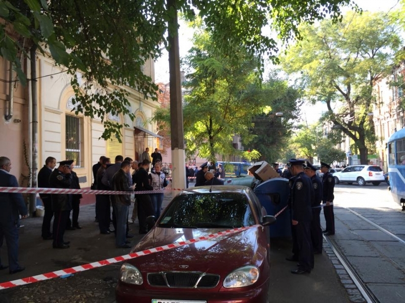 В центре Одессы найден обезглавленный труп (фото)