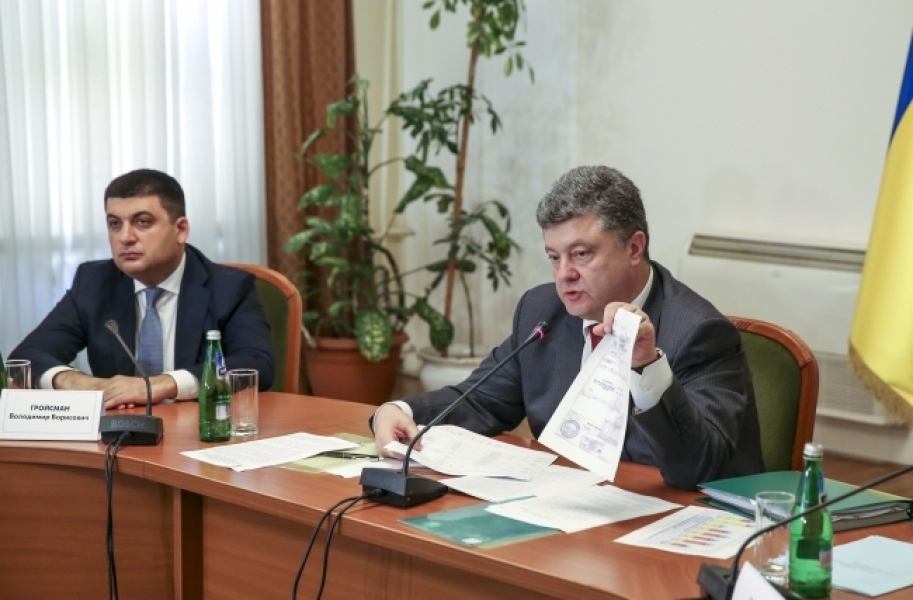 Президент во время визита в Одессу заявил, что положит конец коррупционным схемам на таможне