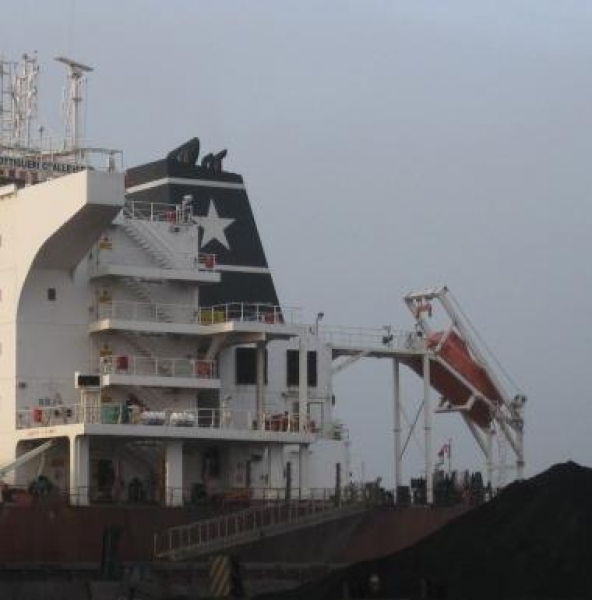 Ильичевский порт Одесской области начал разгрузку второго судна с африканским углем