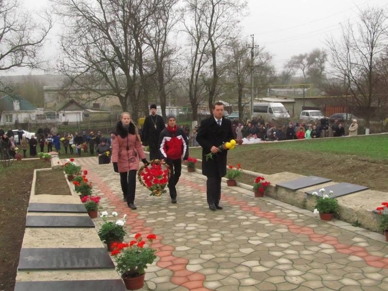 Перезахоронение 28 советских воинов состоялось под Одессой (фото)