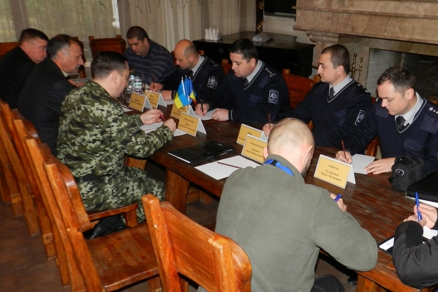 Молдавские пограничники не отказались от идеи отрезать село Одесской области от Украины