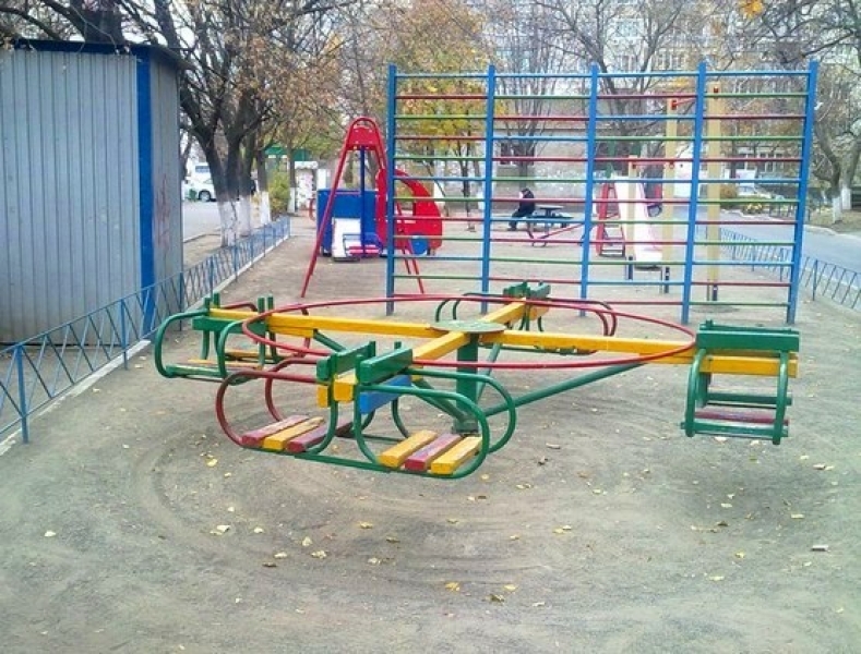 Ильичевская мэрия выделила полмиллиона гривен на детские площадки