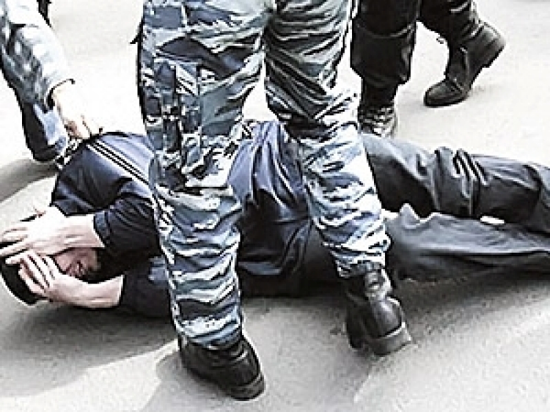 Милиционеры из Одесской области избили случайного прохожего 