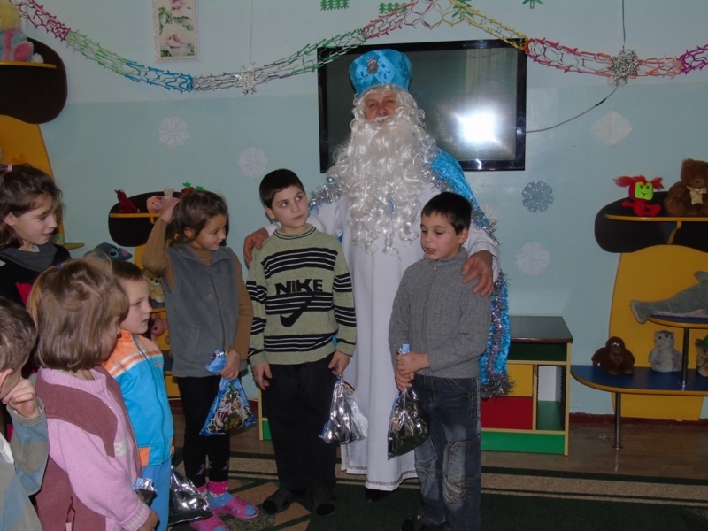 Фонд Фурсина поздравил детей из реабилитационного центра в Одесской области с днем Святого Николая