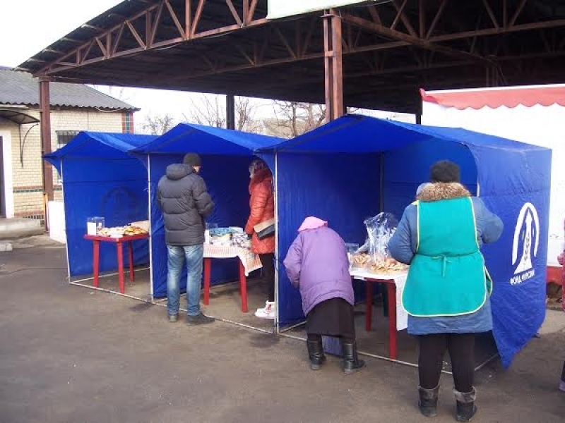 Жители Березовки на Одесщине собрали на благотворительной ярмарке почти 6 тысяч грн для бойцов АТО