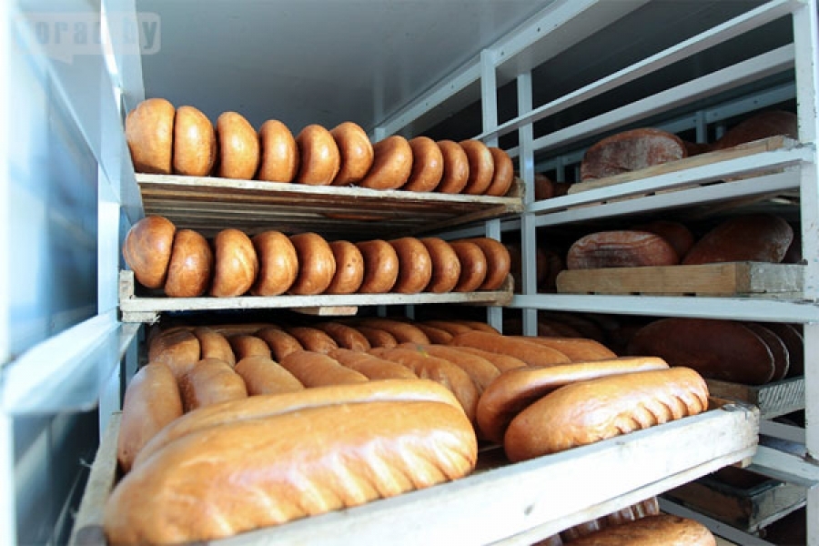 Машины с хлебом не могут развести хлеб по магазинам Одессы из-за сложной ситуации на дорогах