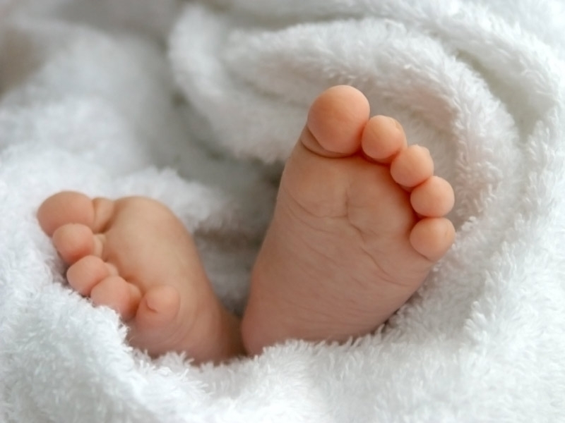 Неизвестные подбросили новорожденного в один из одесских роддомов