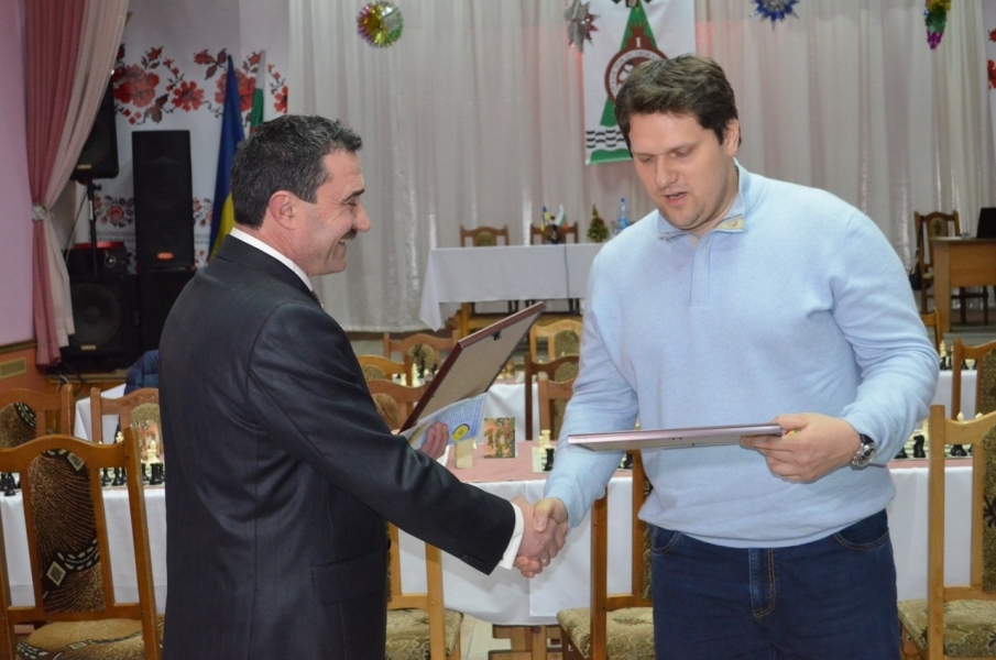 Нардеп Урбанский поддержал первый болгарский Рождественский турнир по шахматам